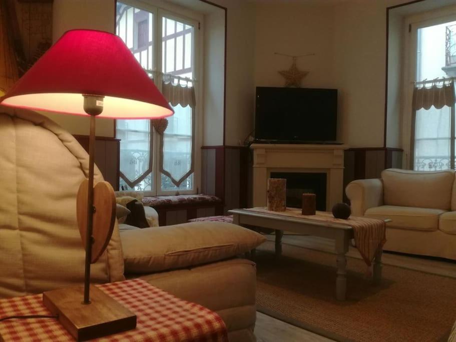Centre Cauterets, Appartement 72M2 Pr 7 Personnes Екстериор снимка